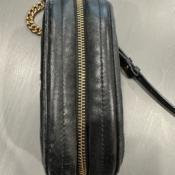 Tory Burch Kiera Small Chevron Leather Bag - Picture 6 of 11